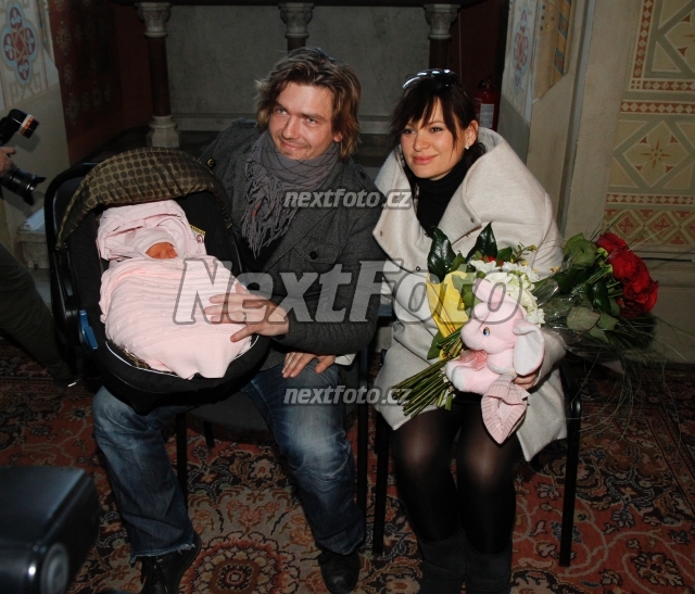 3390 Jitka Cvancarova Petr Cadek