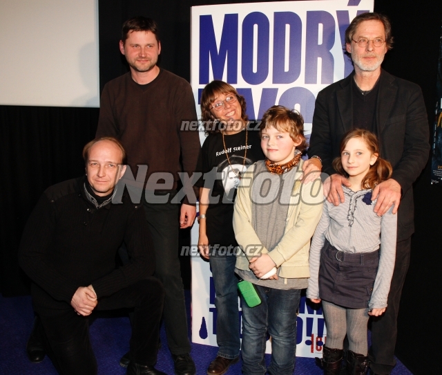 6323 Linda Votrubova Jakub Wunsch Jan Hartl Bara Hrzanova Petr Oukropec Jan Vondracek