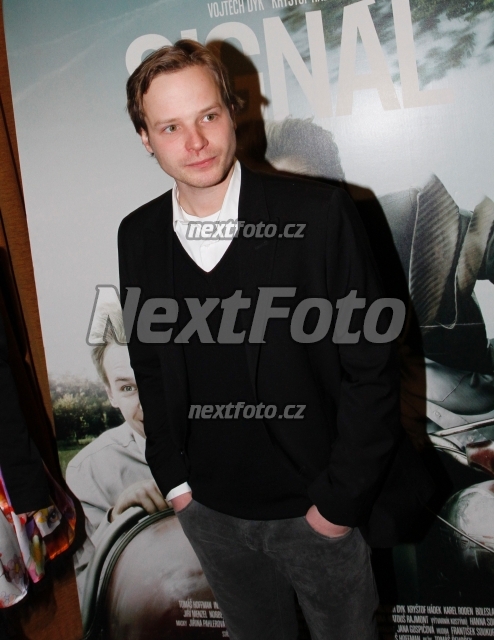 6589 Krystof Hadek