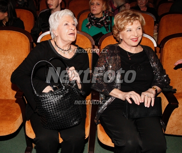 7999 Libuse Svormova Kamila Mouckova