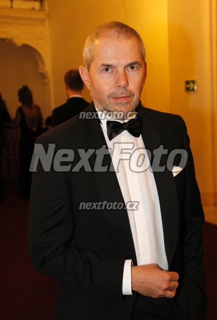 8599 Marek Eben