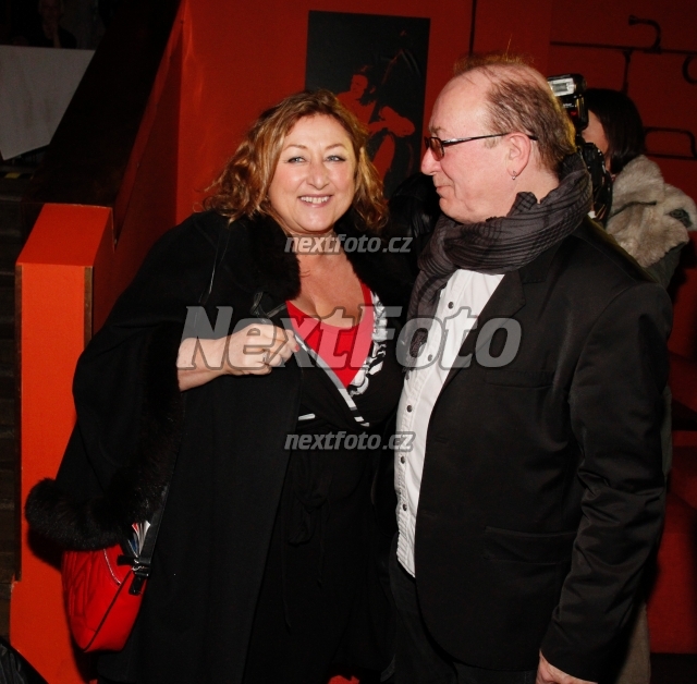 9326 Petr Janda Halina Pawlowska