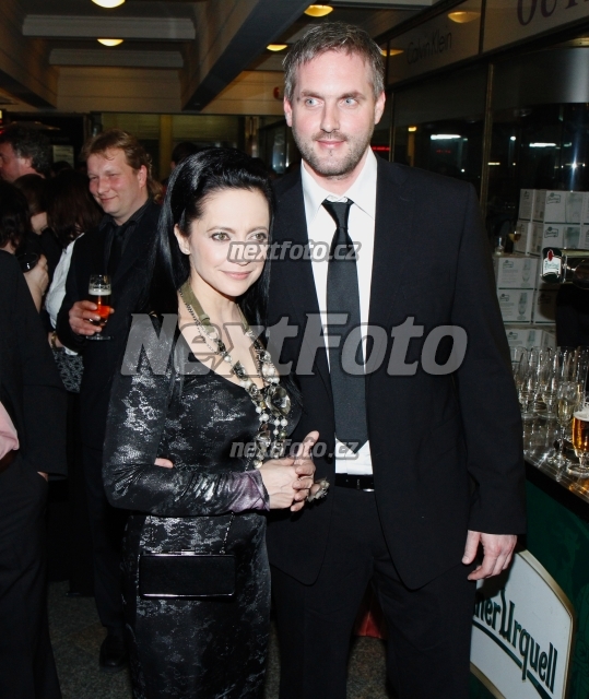 2142 Petr Makovicka Lucie Bila