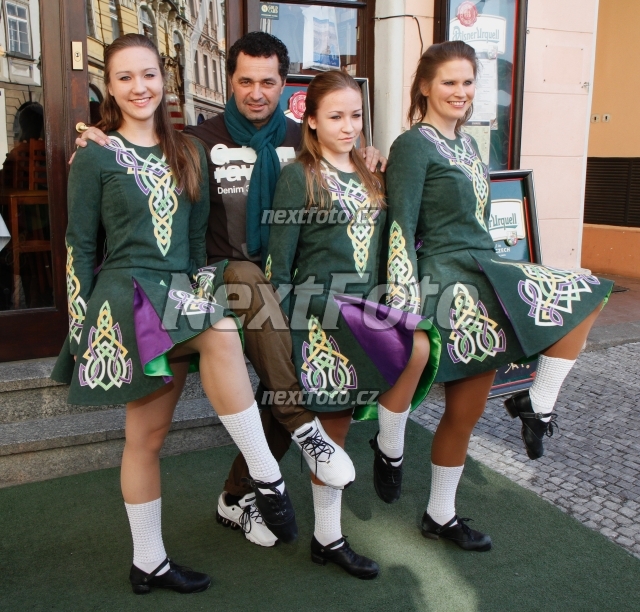 3015 Martin Dejdar