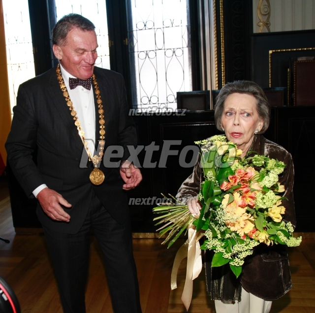 7211 Jirina Jiraskova Bohuslav Svoboda