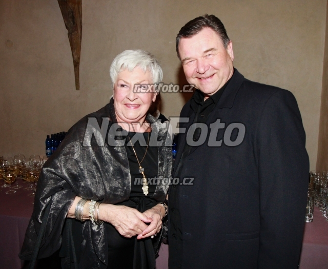 9681 Vaclav Postranecky Kamila Mouckova
