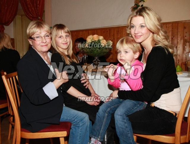 2060 Sabina Laurinova