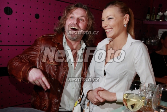 2348 Josef Vojtek Helena Zetova