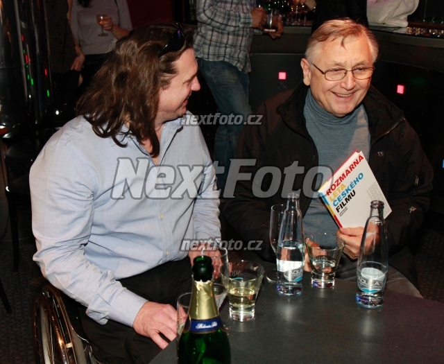 8122 Jan Potmesil Jiri Menzel