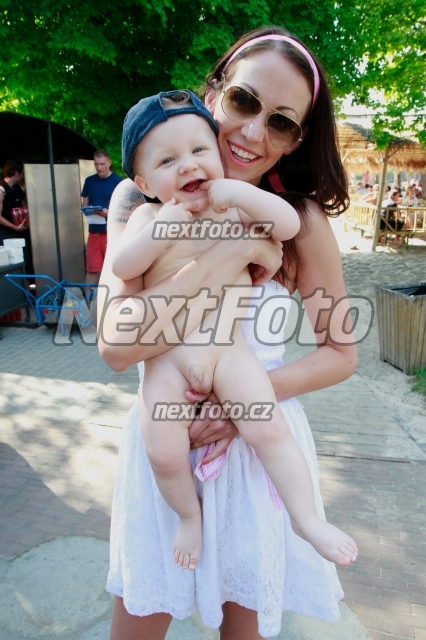 9584 Agata Hanychova Kryspin Dopita