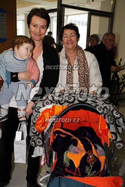2852 Lenka Vlasakova Maminka Syn Johan Antonin