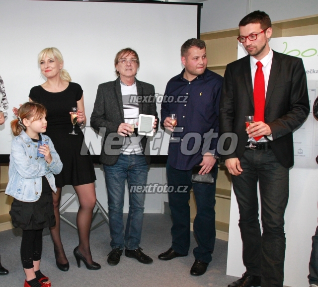 3908 Lukas Hejlik Miroslav Zbirka Bara Nesvadbova Bibiana Brezinova Lukas Novak