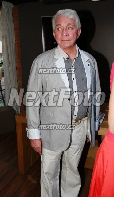 6270 Jiri Krampol