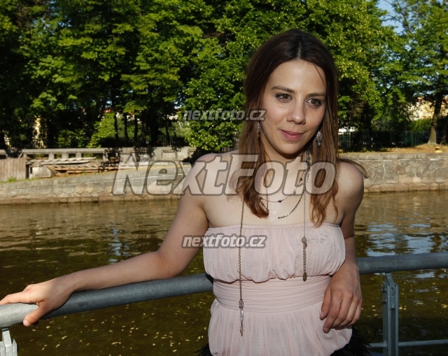 5723 Aneta Langerova