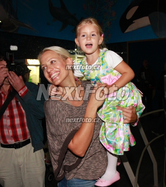 9222 Tereza Matlova Emily Ann Janeckova