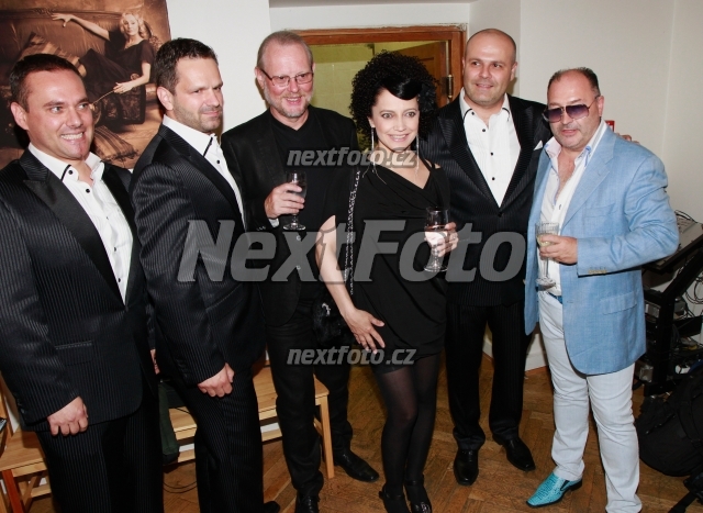 1264 Vaso Patejdl Lucie Bila Michal David La Gioia