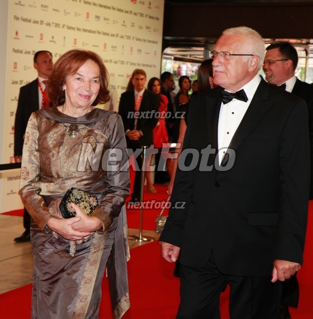 8228 Vaclav Klaus Livia Klausova