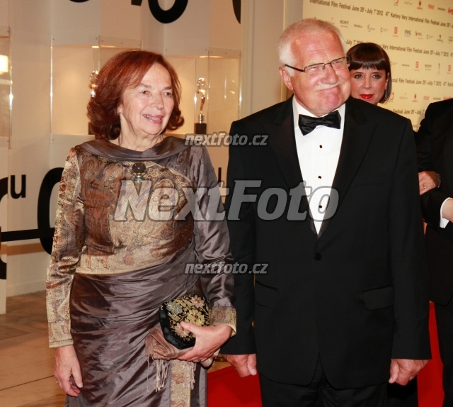 8232 Vaclav Klaus Livia Klausova