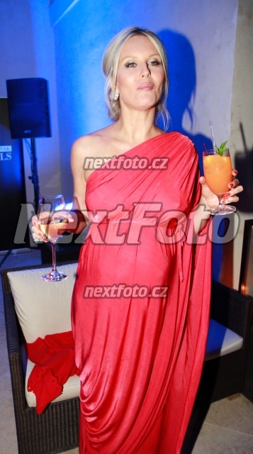 2333 Simona Krainova