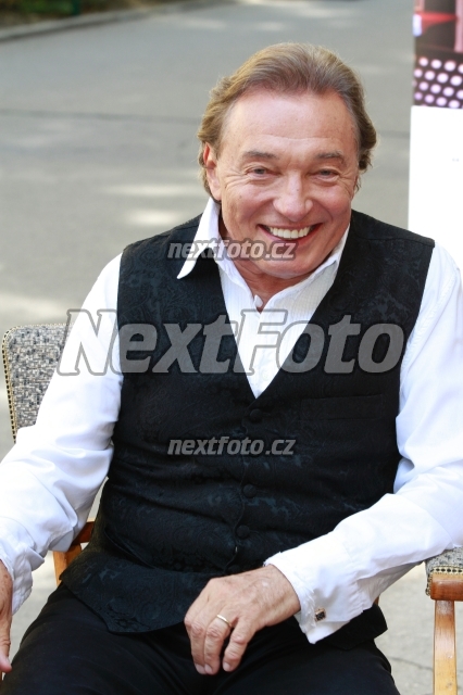7181 Karel Gott