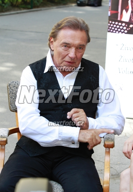 7200 Karel Gott