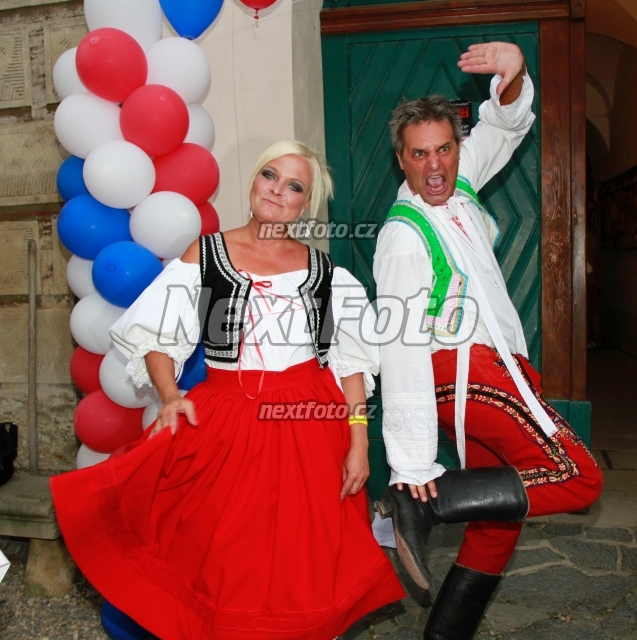 7935 Marketa Mayerova Slavek Boura