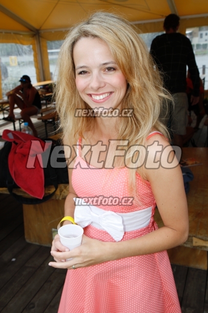 2562 Lucie Cernikova