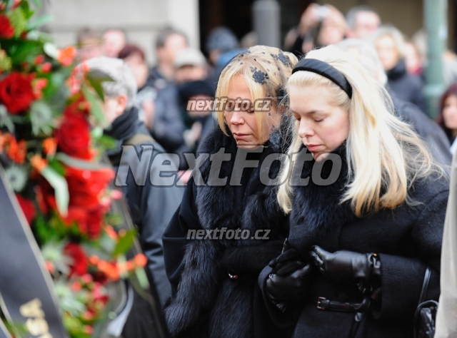 9796 Dagmar Havlova Nina Smit Veskrnova