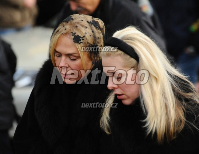 9976 Dagmar Havlova Nina Smit Veskrnova
