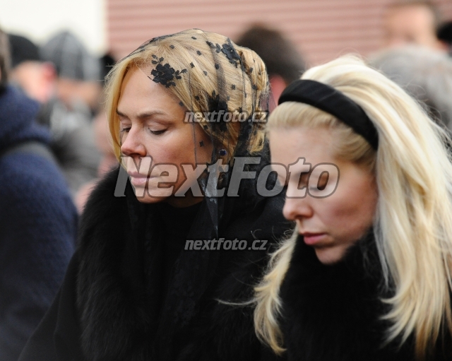 9996 Dagmar Havlova Nina Smit Veskrnova