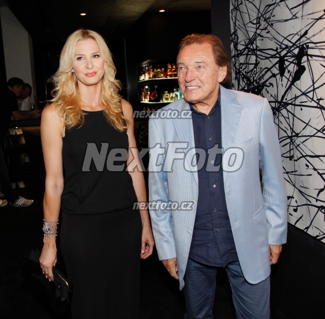 3930 Karel Gott Ivana Gottova