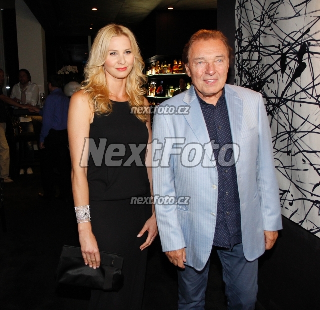 3936 Karel Gott Ivana Gottova