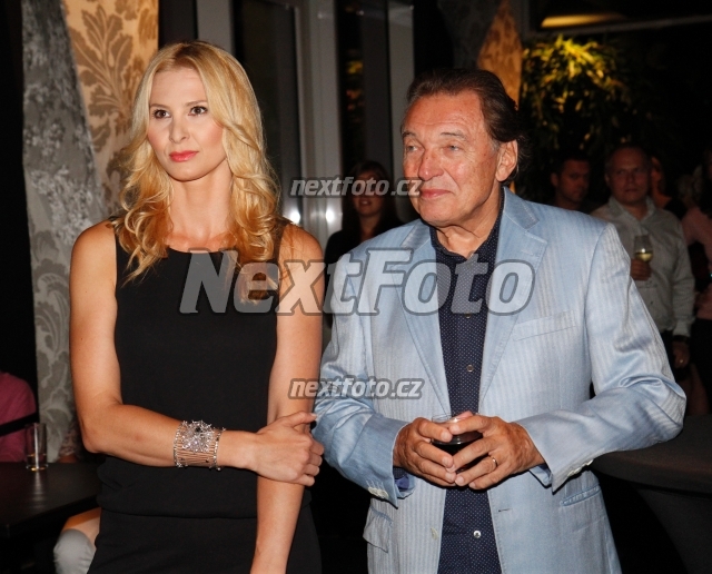 4070 Karel Gott Ivana Gottova