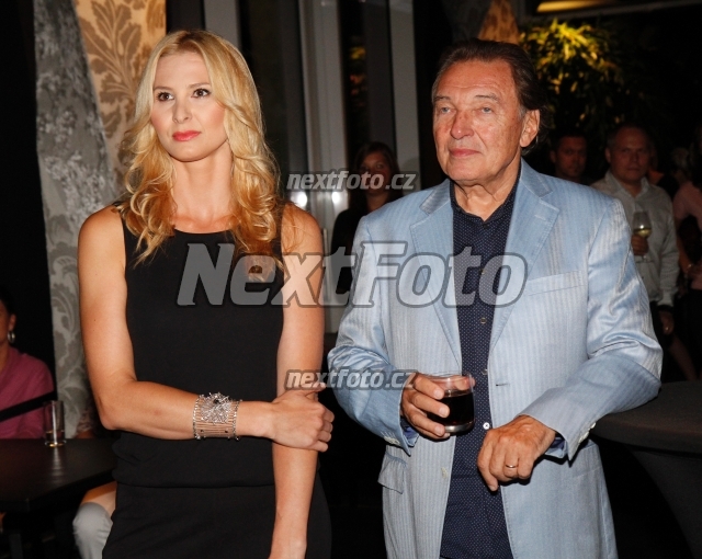 4071 Karel Gott Ivana Gottova