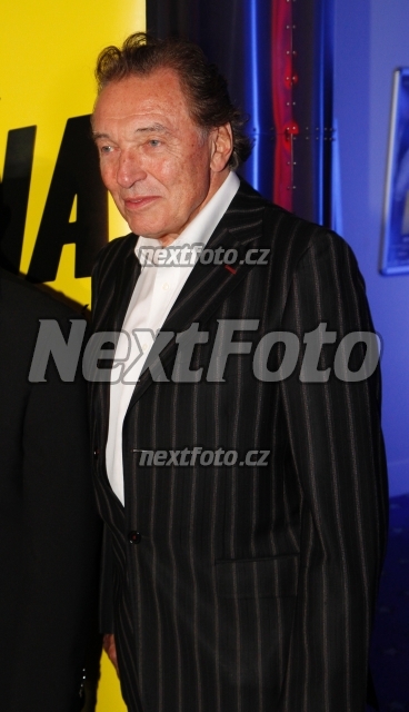 6399 Karel Gott