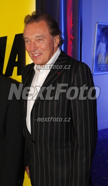 6401 Karel Gott