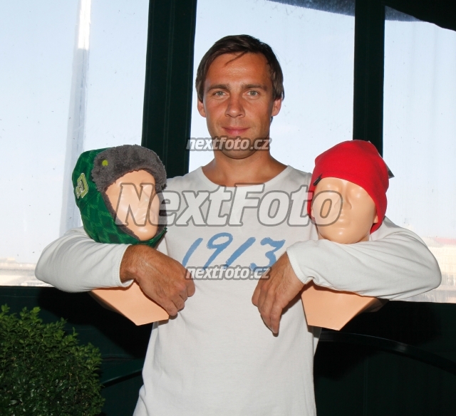 7285 Roman Vojtek