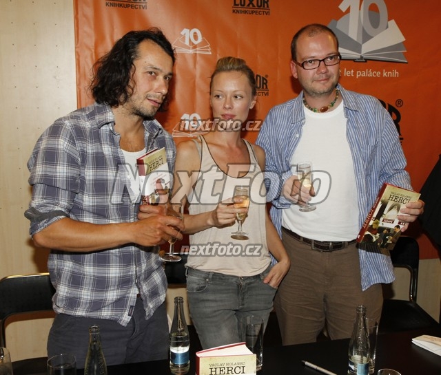 9868 Pavel Liska Linda Rybova