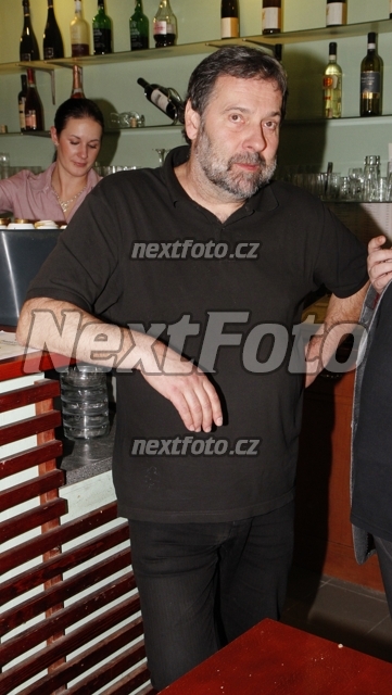 0934 Radek John