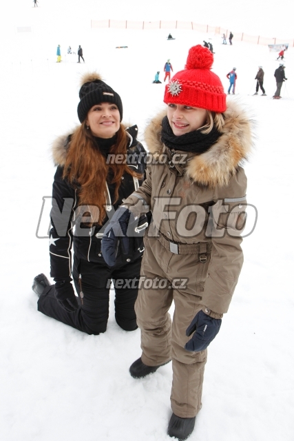 6726 Mahulena Bocanova Marina Mrazova
