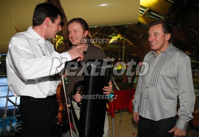 7264 Karel Gott Pavel Sporcl Jiri Pavlica