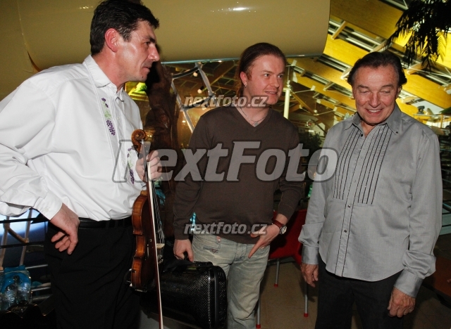 7267 Karel Gott Jiri Pavlica