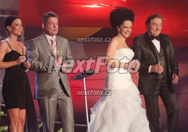 7554 Ales Hama Gabina Partysova Karel Gott Lucie Bila