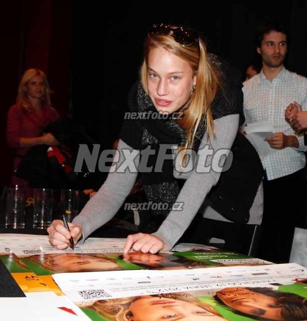 8197 Aneta Krejcikova