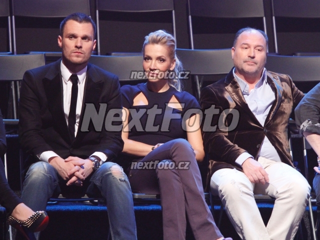 9827 Leos Mares Dara Rolins Michal David