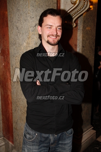 1747 Dusan Vitazek